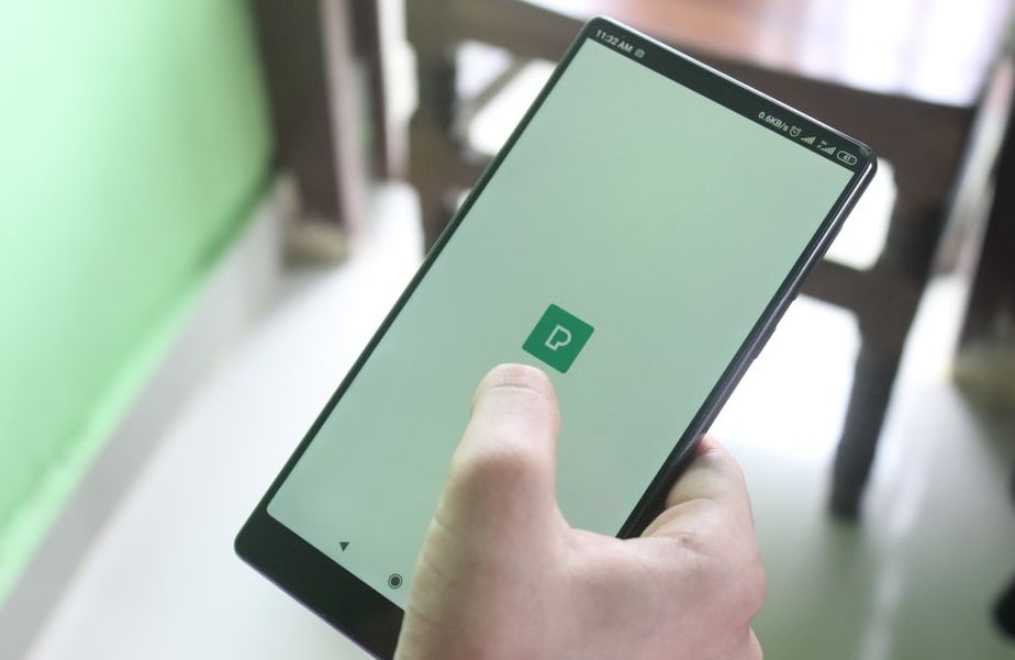 Paski postępu limitów budżetowych w aplikacji mobilnej